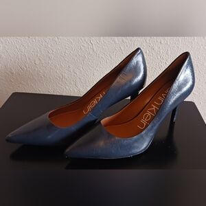 Calvin Klein Gayle Pointed Toe Navy Leather Pumps Classic Dress Heels US Size 9